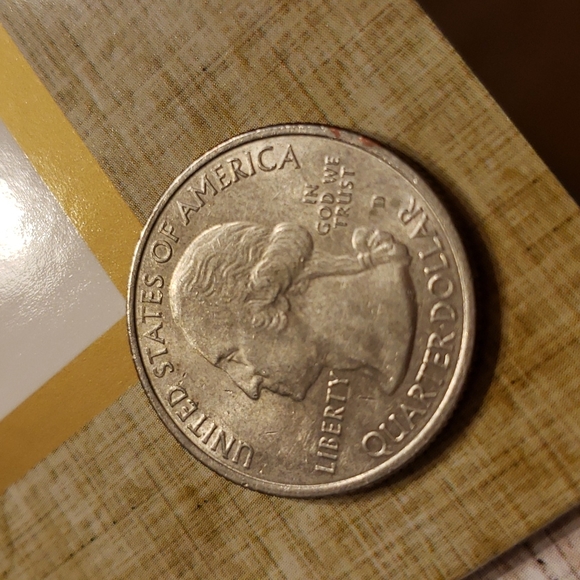 2016 Silver quarter for collection. - Picture 2 of 4